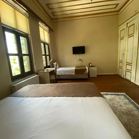 Oasis Hotel